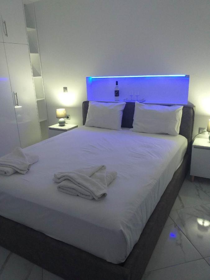 Infinity Blue Suite Panteli Zewnętrze zdjęcie